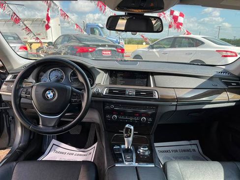 Used 2013 BMW 740i RWD image 21