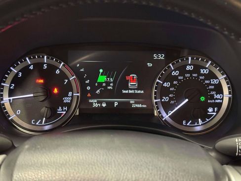 Used 2023 Toyota Highlander XSE image 25