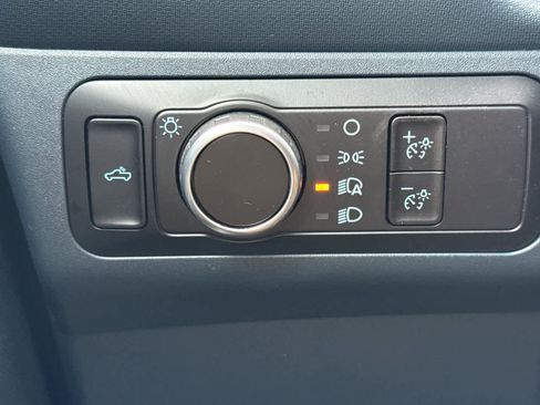 Used 2025 Ford Maverick XLT w/ Equipment Group 302A image 29