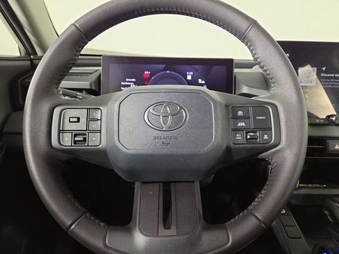 Used 2026 Toyota RAV4 XLE Premium AWD/4WD image 21