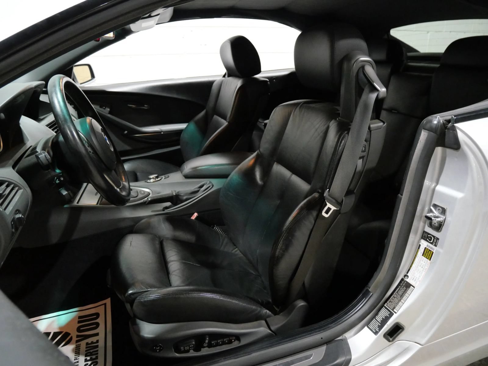 Used 2005 BMW 645Ci Convertible RWD image 14