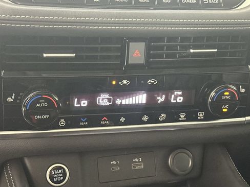 Certified 2021 Nissan Rogue Platinum AWD/4WD image 19