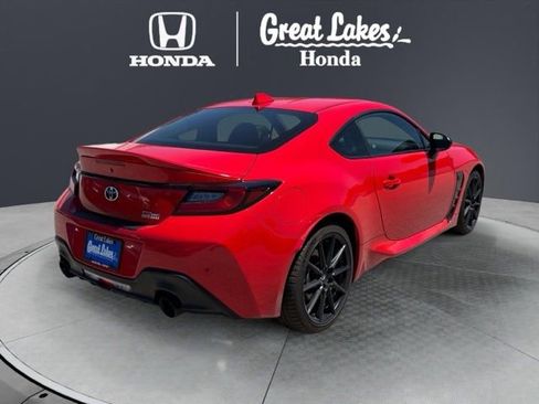 Used 2023 Toyota GR86 Premium w/ ALL Weather Mat Package (TMS) RWD image 6