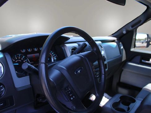 Used 2014 Ford F150 XLT w/ XLT Chrome Package AWD/4WD image 15