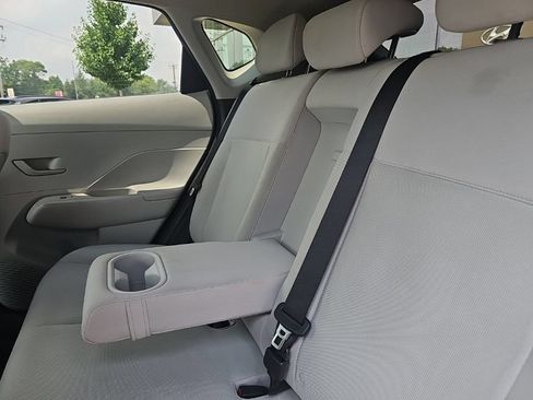 Used 2024 Hyundai Kona SEL FWD image 29