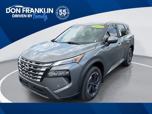Used 2024 Nissan Rogue SV AWD/4WD image 1