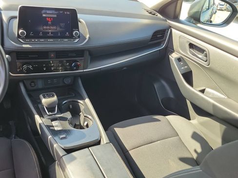 Certified 2024 Nissan Rogue S FWD image 19