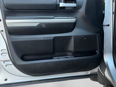 Used 2014 Toyota Tundra Limited w/ Limited Premium Package image 14