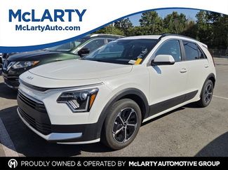 Used 2025 Kia Niro LX FWD video 1