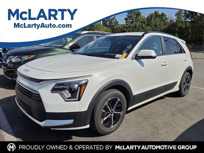 Used 2025 Kia Niro LX