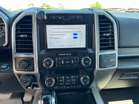 Used 2019 Ford F150 Lariat AWD/4WD image 18