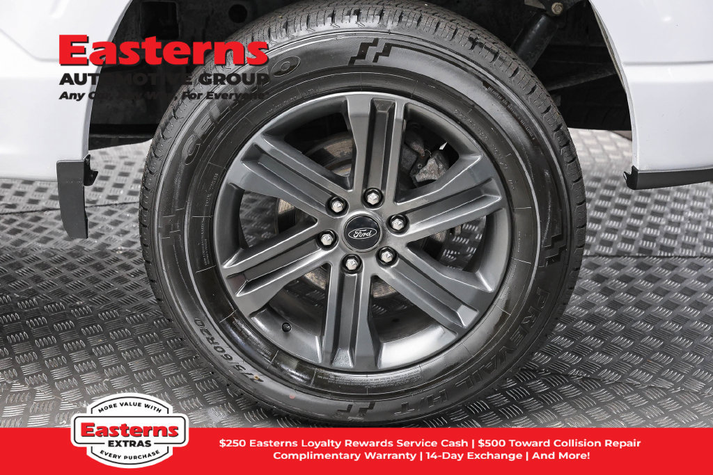 Used 2022 Ford F150 XLT w/ Equipment Group 302A High AWD/4WD image 9
