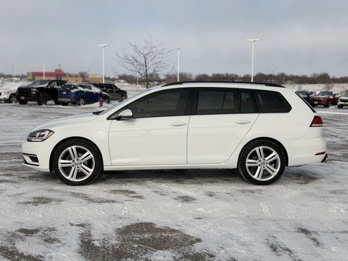 Used 2019 Volkswagen Golf S w/ Driver Assistance Package image 13