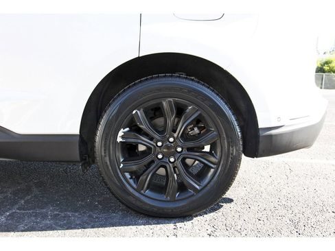 Used 2019 Ford Edge Titanium w/ Equipment Group 301A image 33