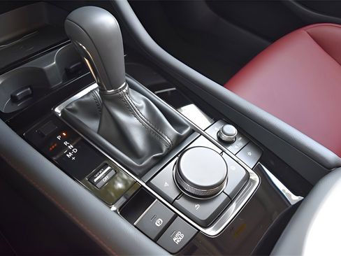 Used 2024 MAZDA MAZDA3 s image 27