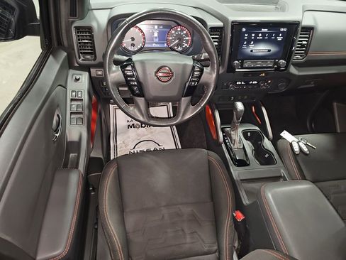 Used 2022 Nissan Frontier PRO-4X w/ Technology Package image 28