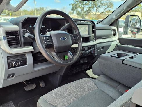 Used 2023 Ford F250 XLT image 19
