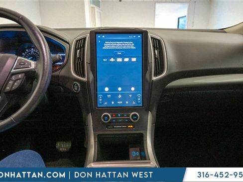 Used 2023 Ford Edge SEL image 8