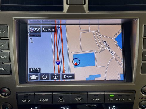 Used 2014 Lexus GX 460 Luxury image 22