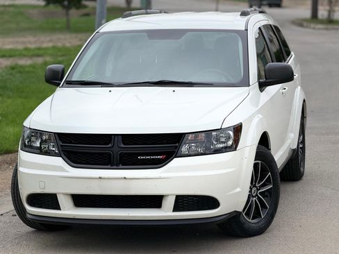Used 2018 Dodge Journey SE w/ Popular Equipment Group FWD image 10