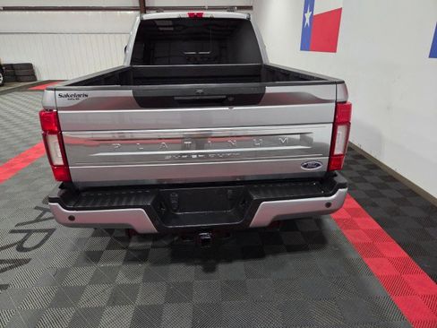 Used 2020 Ford F350 Platinum w/ FX4 Off-Road Package image 13