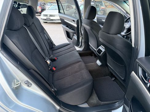 Used 2014 Subaru Outback 2.5i w/ Alloy Wheel Package image 16