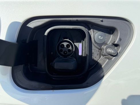 Used 2022 Polestar Polestar 2 w/ Performance Package image 46