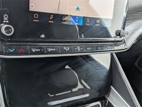 Certified 2024 Jeep Wagoneer Series III image 20