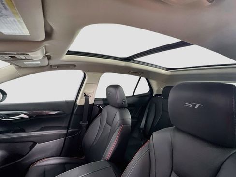 Certified 2023 Buick Envision Essence w/ Technology Package I AWD/4WD image 22