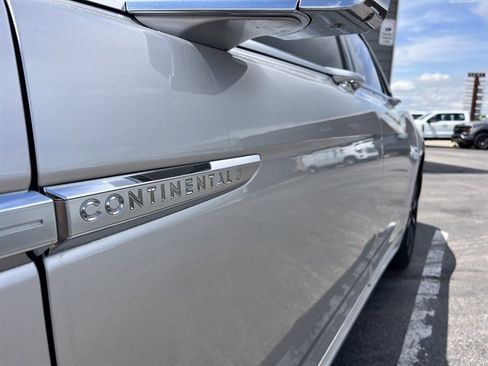 Used 2018 Lincoln Continental Reserve w/ Luxury Package AWD/4WD image 69