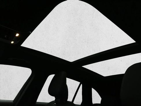 Certified 2026 Mercedes-Benz GLC 300 4MATIC image 10