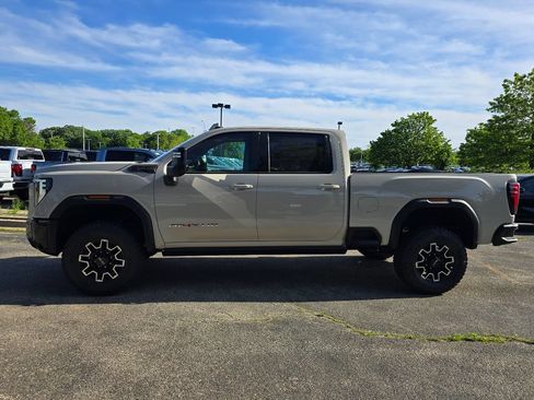 New 2026 GMC Sierra 2500 AT4X AWD/4WD image 6