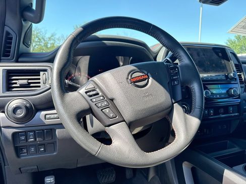 Used 2021 Nissan Titan PRO-4X w/ Pro-4x Utility Package AWD/4WD image 11