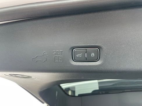 Used 2025 Ford Expedition Platinum AWD/4WD image 45