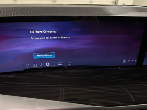 Used 2025 Cadillac Escalade ESV Sport w/ Touring Package AWD/4WD image 12