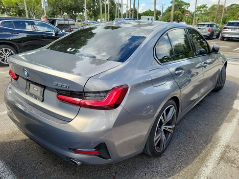 Used 2022 BMW 330i Sedan w/ Convenience Package RWD image 6