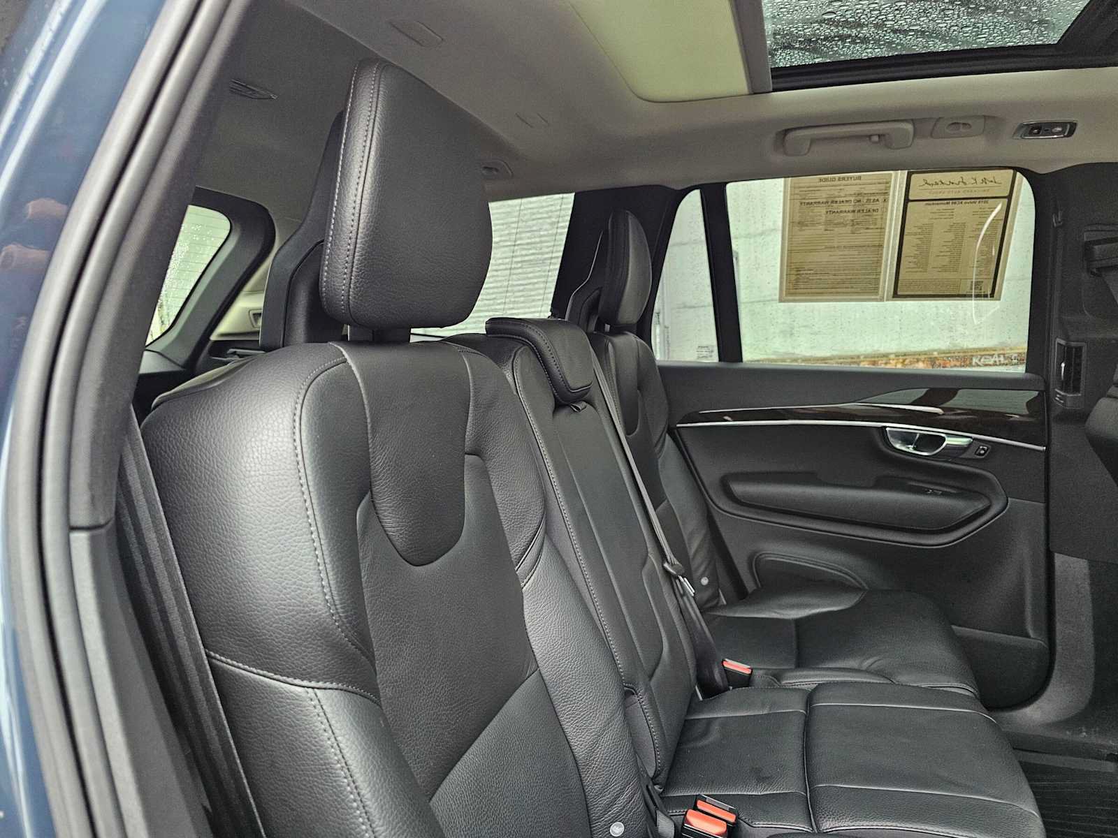 Used 2019 Volvo XC90 T6 Momentum w/ Advanced Package AWD/4WD image 15