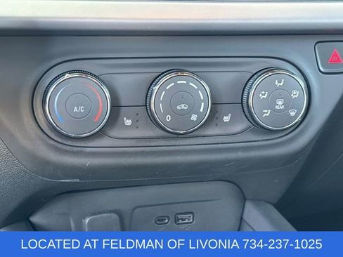 Certified 2024 Chevrolet Trax RS w/ Driver Confidence Package FWD image 16