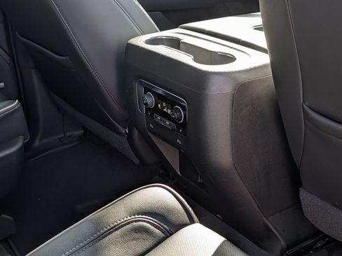 Used 2021 Chevrolet Tahoe Premier w/ Premium Package RWD image 34