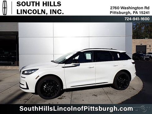 New 2026 Lincoln Corsair Premiere image 1