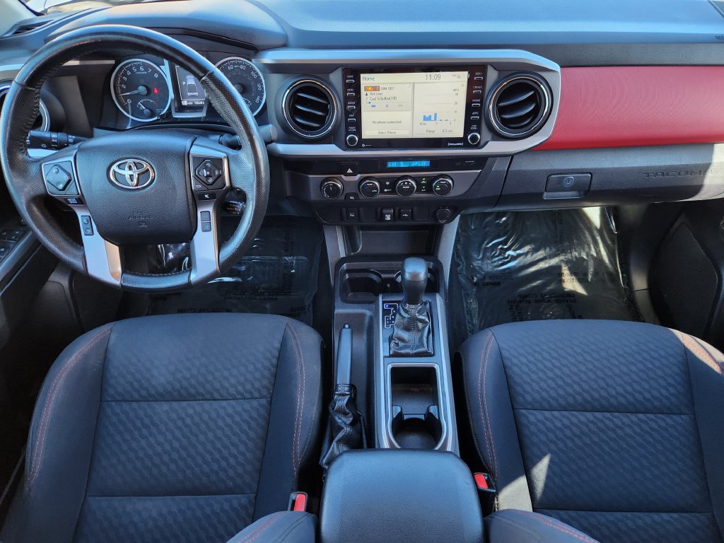 Used 2021 Toyota Tacoma SR5 AWD/4WD image 16