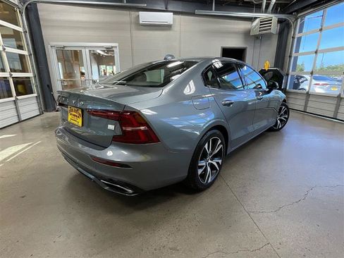Used 2021 Volvo S60 T8 R-Design AWD/4WD image 5
