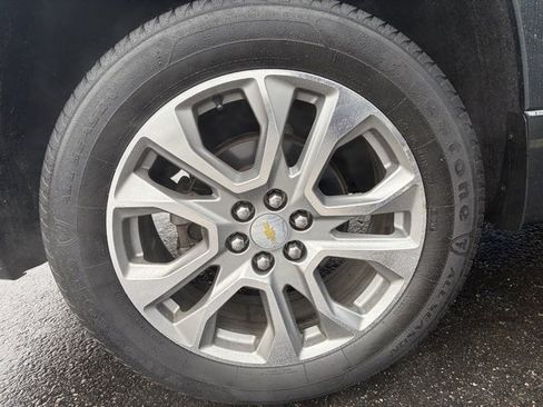 Used 2018 Chevrolet Traverse Premier image 11