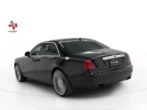 Used 2013 Rolls-Royce Ghost RWD image 3