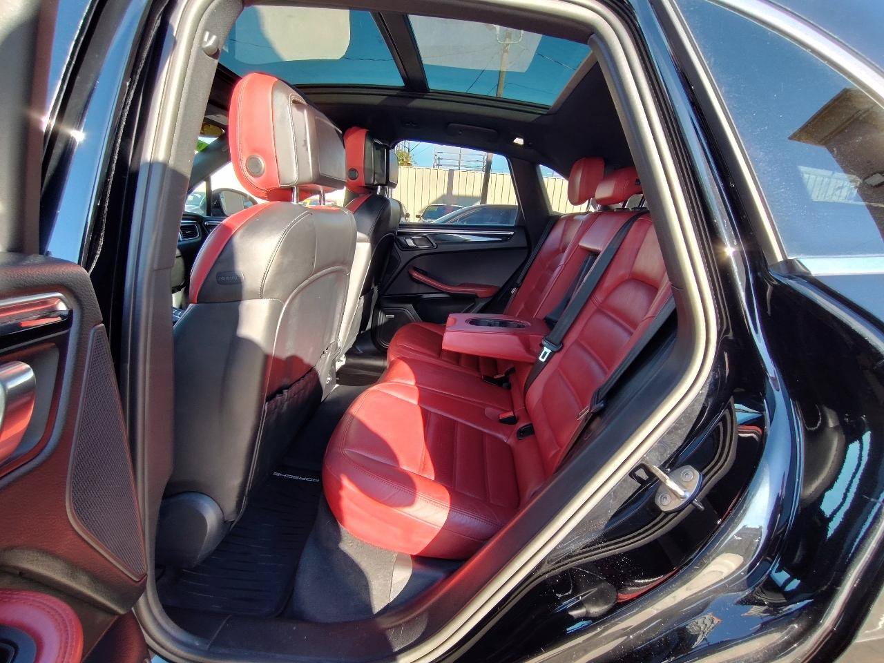 Used 2016 Porsche Macan S AWD/4WD image 38