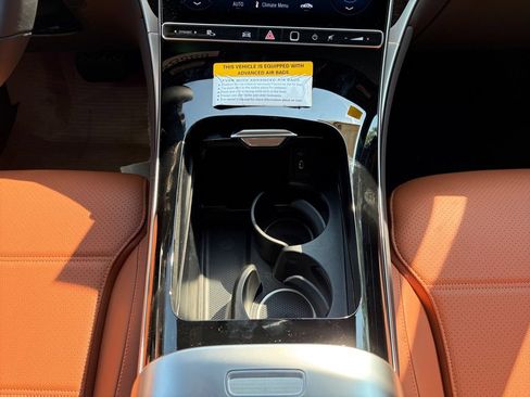 New 2026 Mercedes-Benz GLC 300 4MATIC image 12