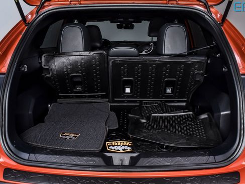 Used 2024 Subaru Crosstrek 2.5i Wilderness w/ Crosstrek Mirror Package AWD/4WD image 14