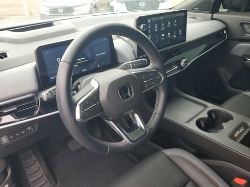 Certified 2025 Honda Prologue Elite image 30