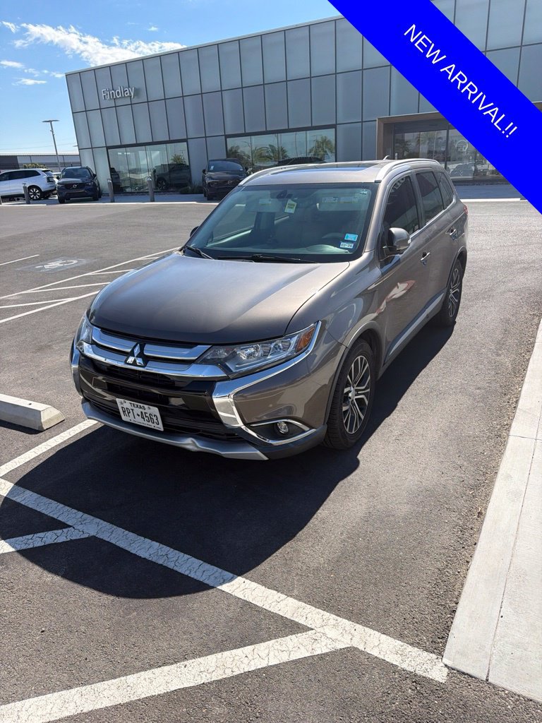 Used 2018 Mitsubishi Outlander SEL FWD image 1