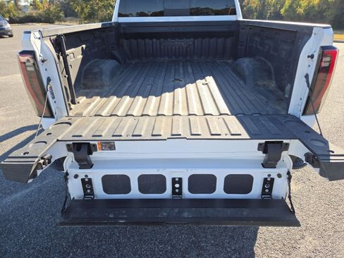 Used 2024 GMC Sierra 3500 AT4 w/ AT4 Premium Plus Package image 28